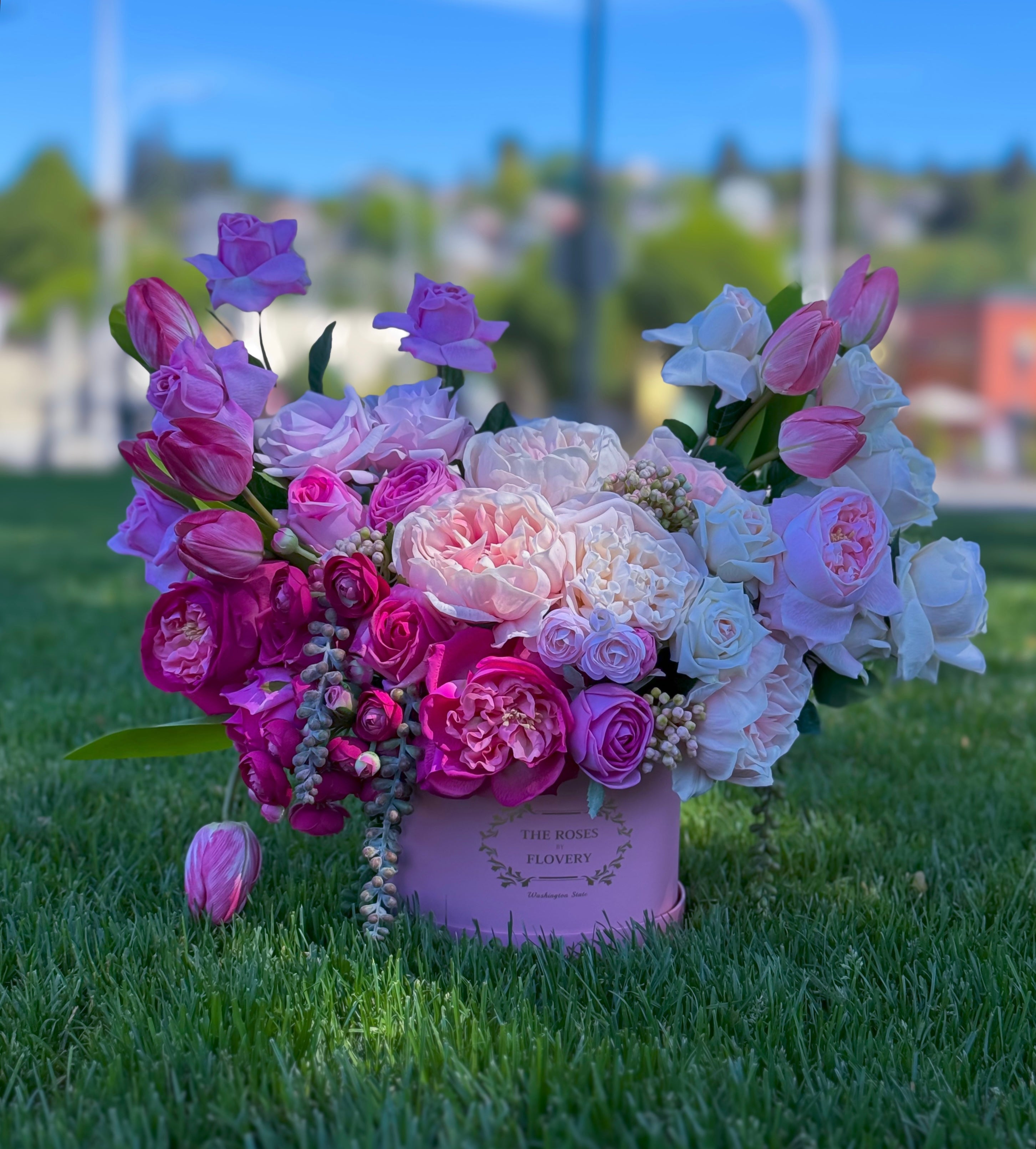 Luxury Finest Real Touch Everlasting Flower Arrangement In Signature Box - Flovery's Exclusive