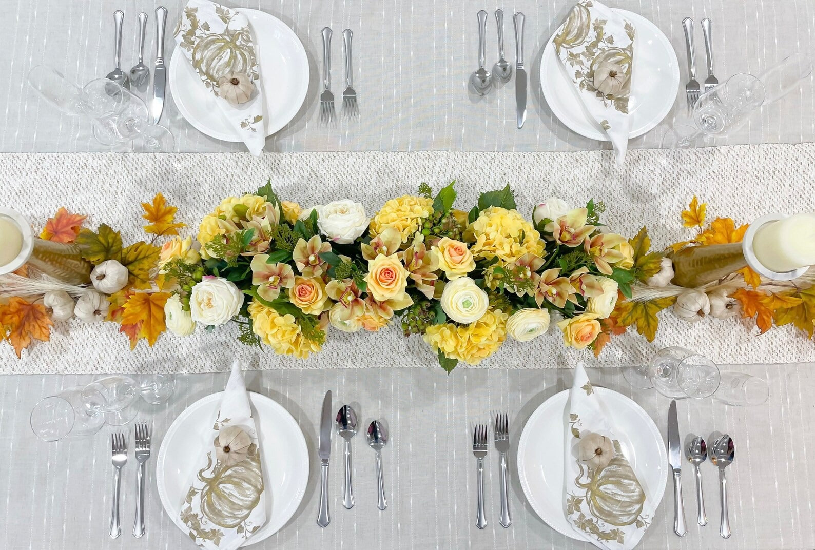 Elegant Marigold Decor Modern Long Table Dahlia Centerpiece In Glass Vase