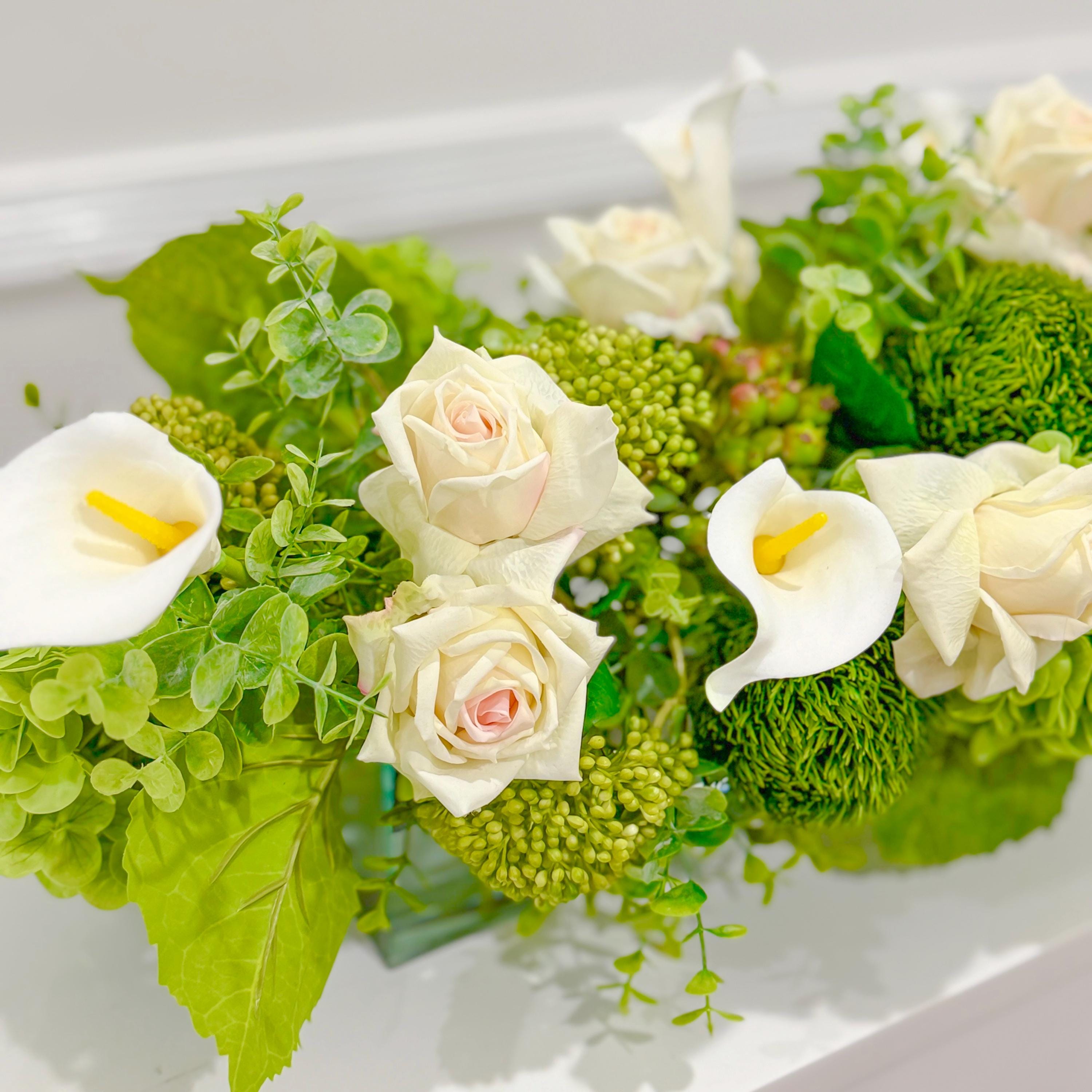 green calla lily plant 32-in Green Hydrangea Rose Calla Lily Real Touch Centerpiece