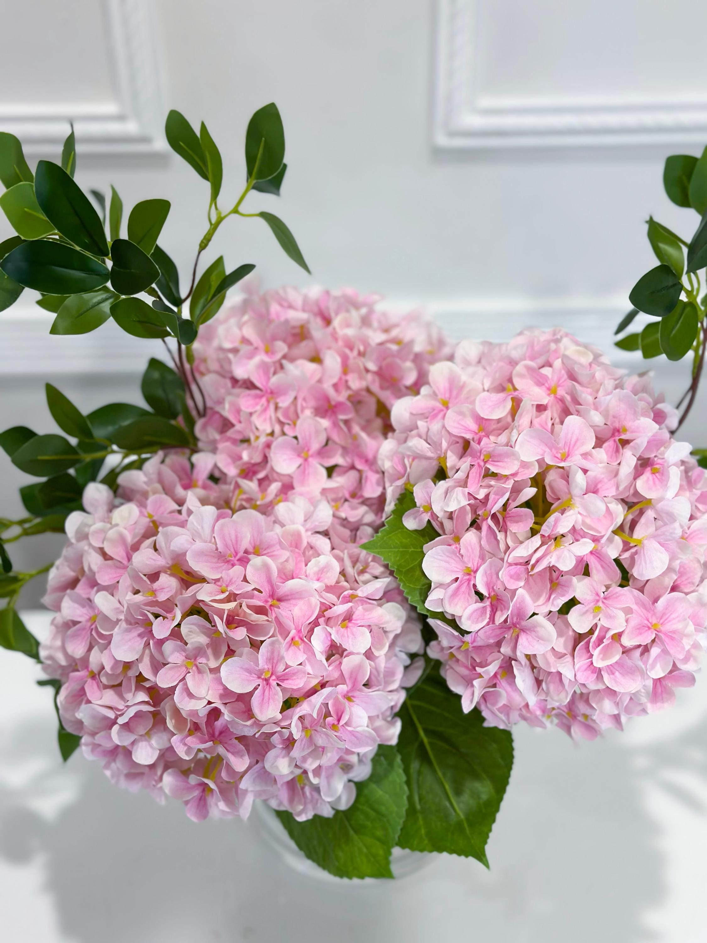 Pink Silk Hydrangea Faux Floral Arrangement in Clear Glass Cylinder Vase - bloom detail closeup