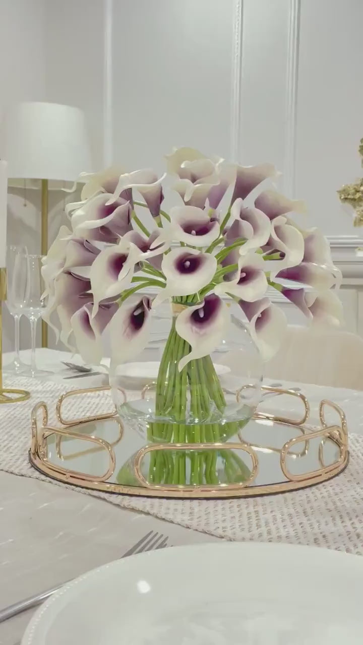 Real Touch Calla Lily Centerpiece in Glass Vase