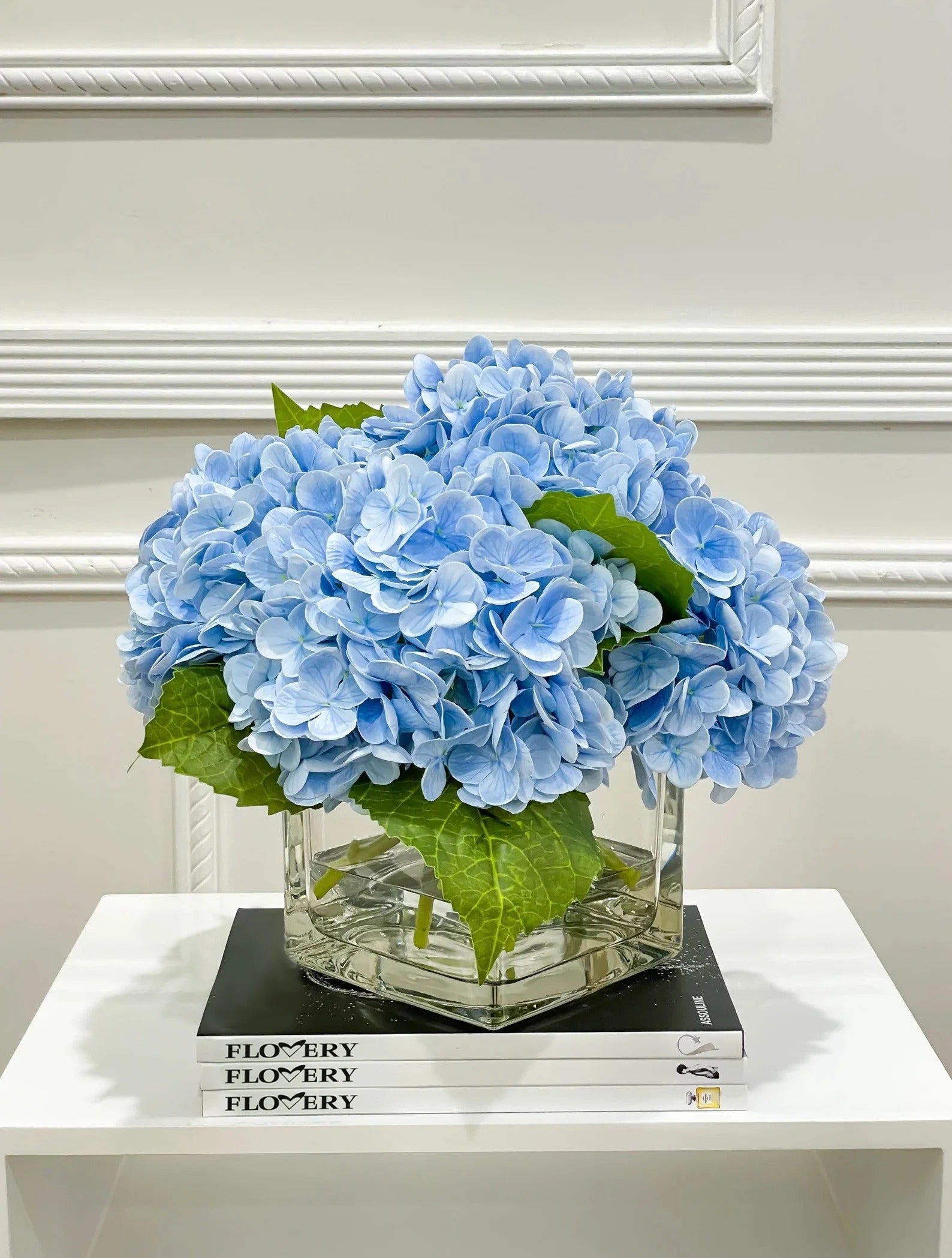 Real Touch Hydrangea Large Arrangement In Glass Vase - Flovery