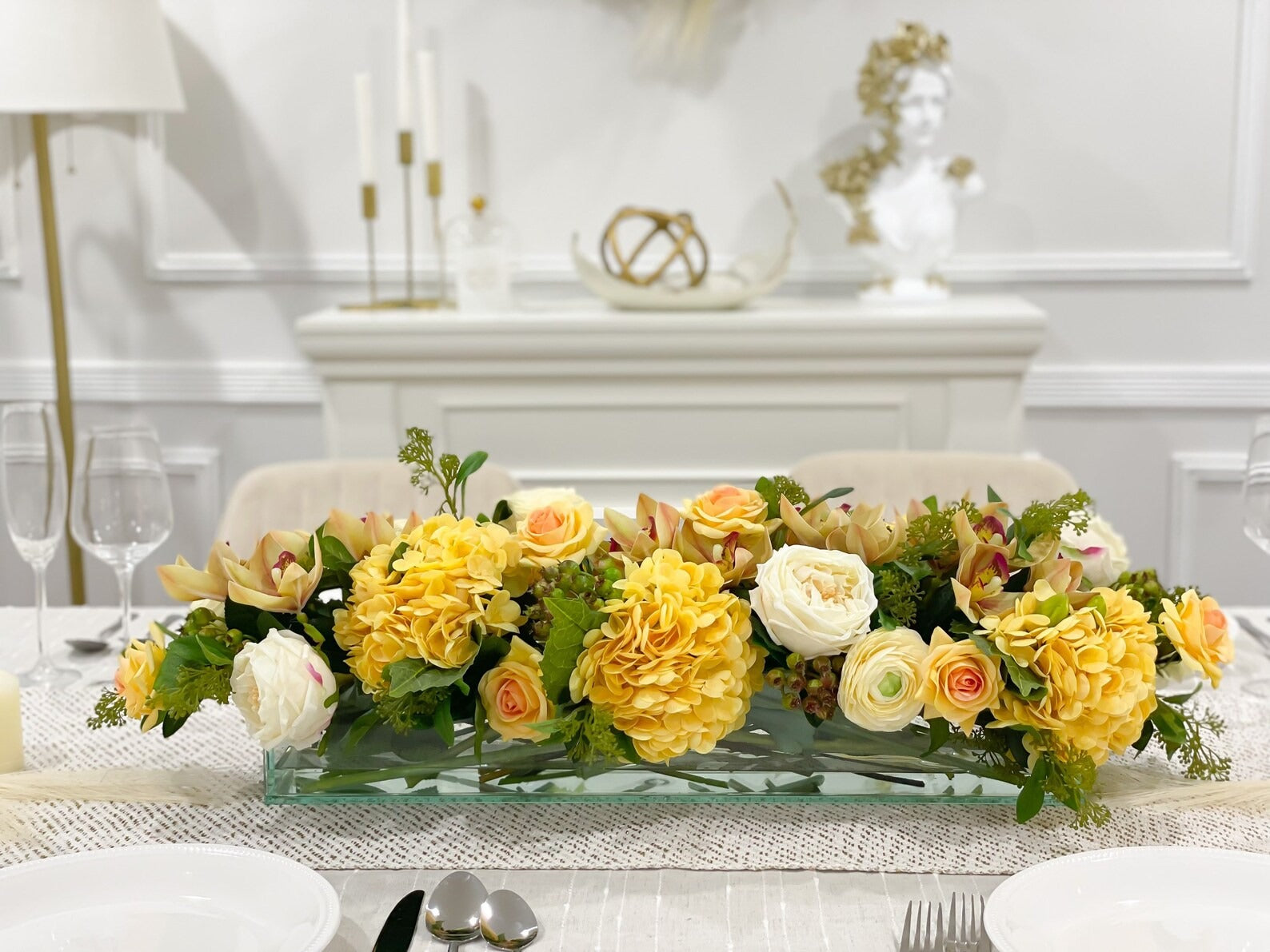 Elegant Marigold Decor Modern Long Table Dahlia Centerpiece In Glass Vase Secondary image